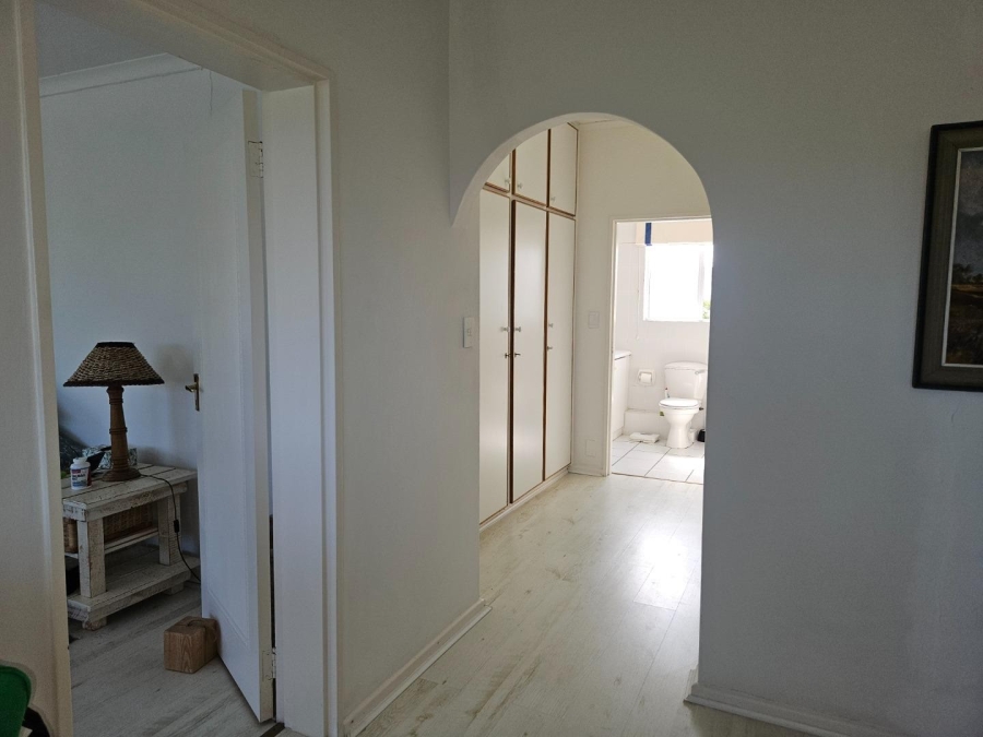 4 Bedroom Property for Sale in Pearly Beach Western Cape